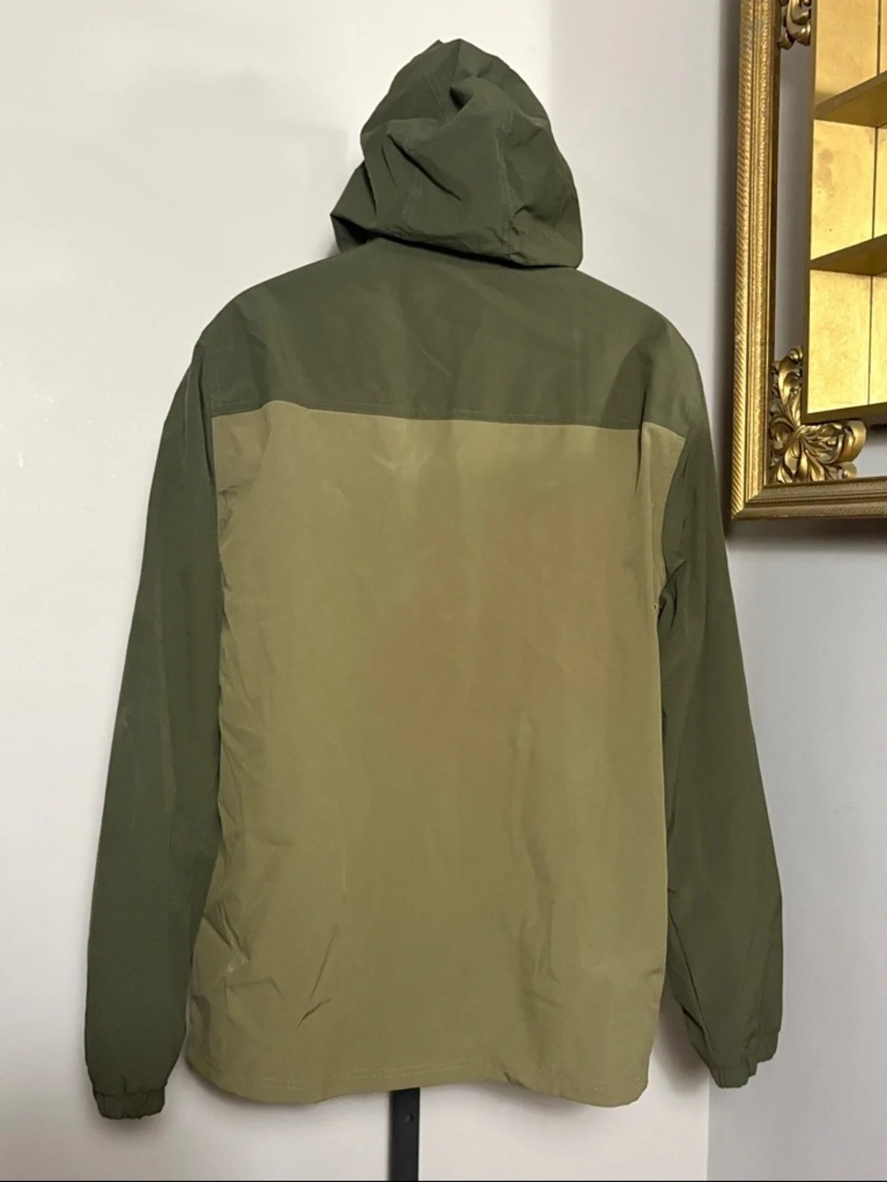 Voyager XL Wind Water Resistant Forest Night Windbreaker Jacket